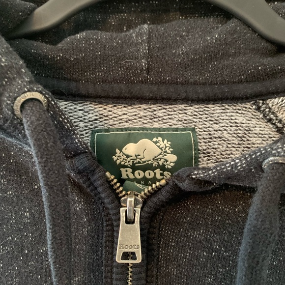 Roots zip up hoodie - Picture 3 of 4